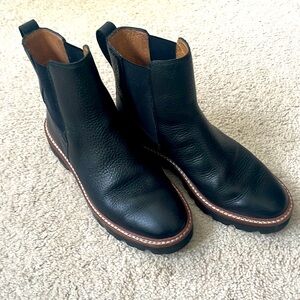 Madewell Chelsea lugsole boot size 7.5